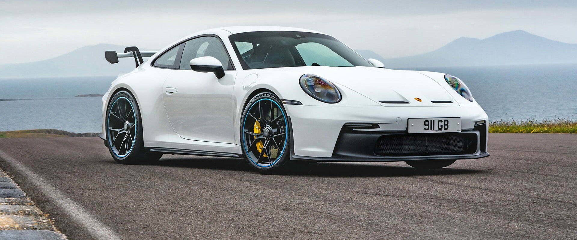 How Expert Reviews and Ratings Can Help You Find the Perfect Car